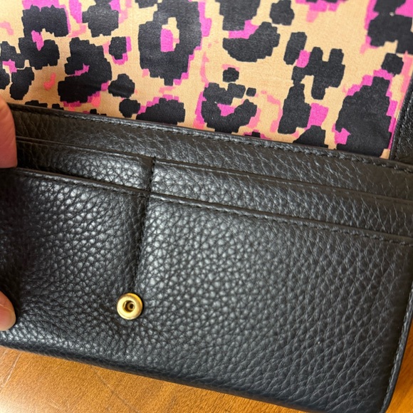 Vera Bradley Black Pebbled Leather Studded Wallet Leopard Print Interior 4”x7” - Picture 5 of 10